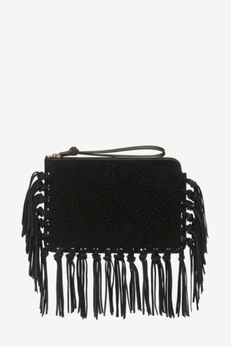 Bolso de mano plano con flecos de cuero